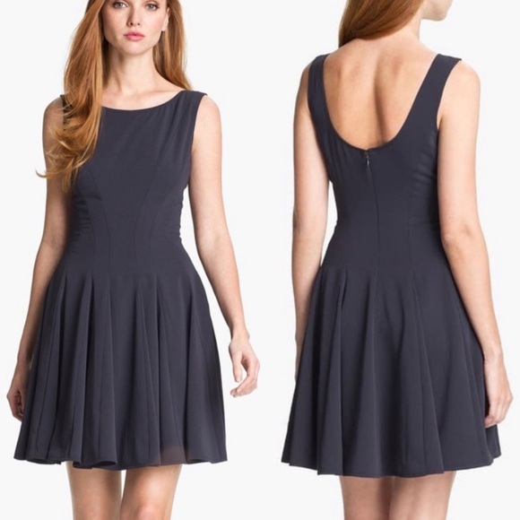 Theory Kaien W navy fit and flare dress - Picture 1 of 7